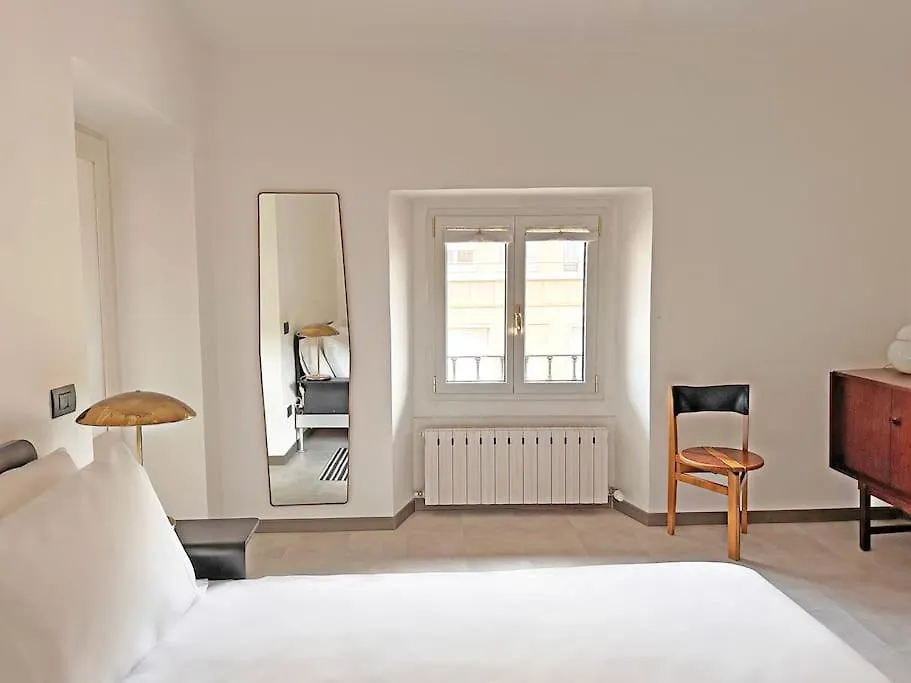 Apartment Suite Meravigli Milan